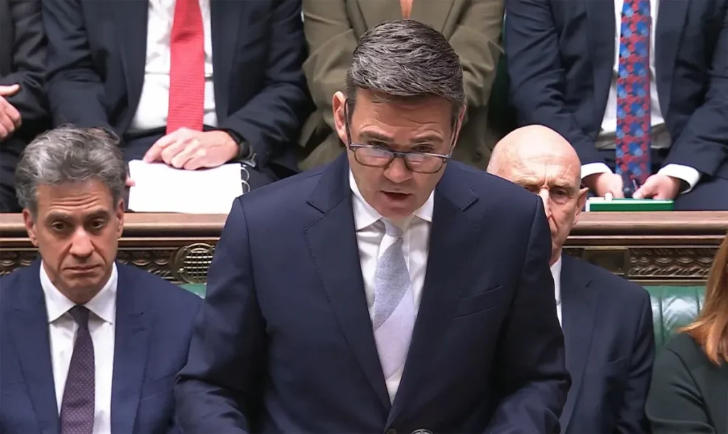 uk and eu set new date for key summit