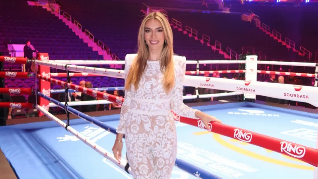 watch broadcaster emily austin tell steve nash she ran a parody x account on him