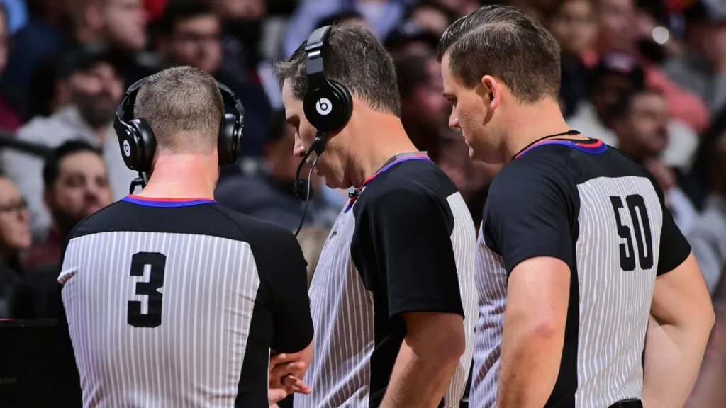 nba’s new ‘smart basketball’ experiment could change how games are officiated