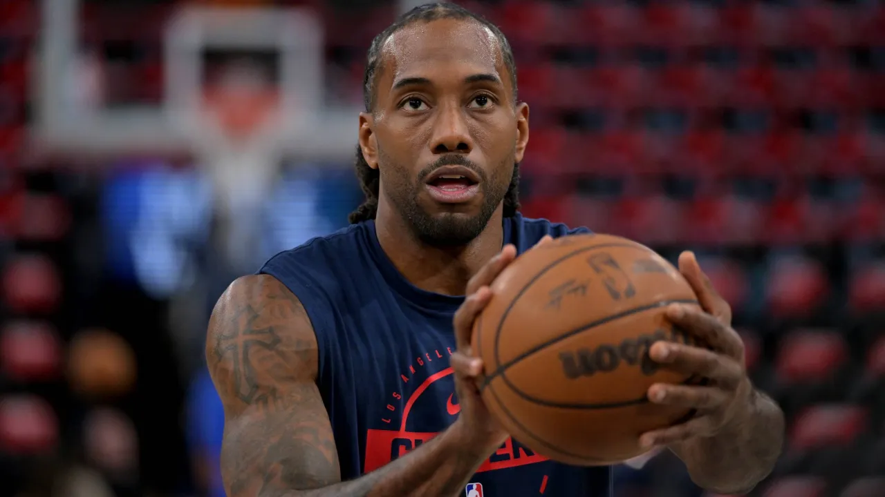 raptors' kawhi leonard reveals true feelings on how reunion with toronto is going after the trade
