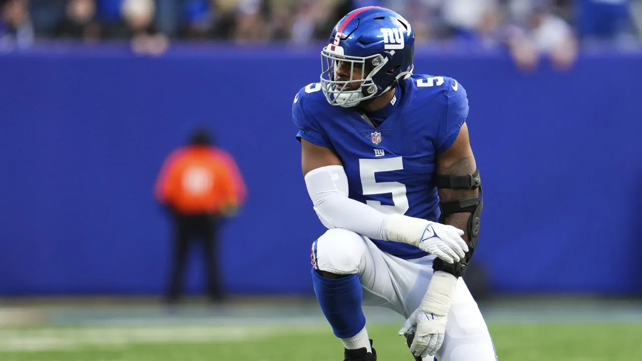 giants’ kayvon thibodeaux weirdly named trade candidate despite 3 1 start