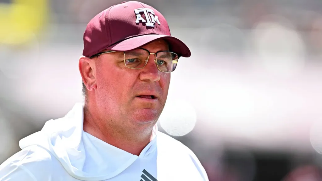 texas a&m coach mike elko attacks massive aggies message board: 'billy's cesspool can be billy's cesspool'