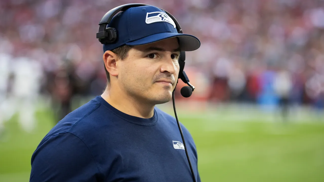 seahawks' mike macdonald turns the page after difficult loss to 49ers