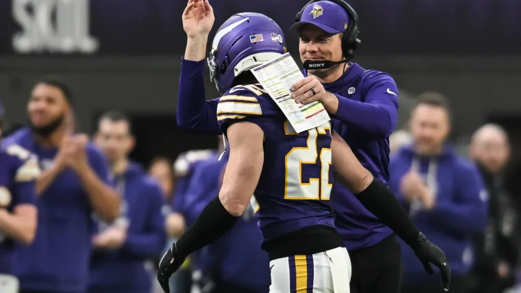 vikings get brutally honest analysis of 4 0 record that might be fraudulent