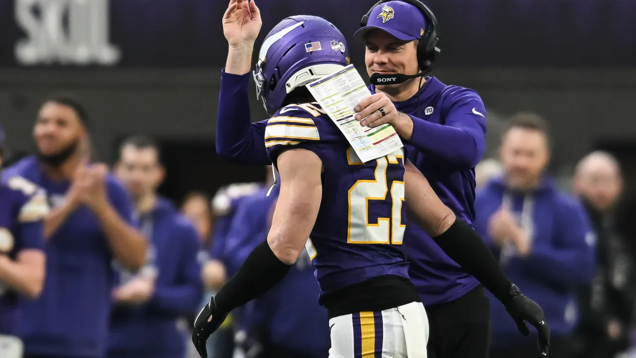 vikings get brutally honest analysis of 4 0 record that might be fraudulent