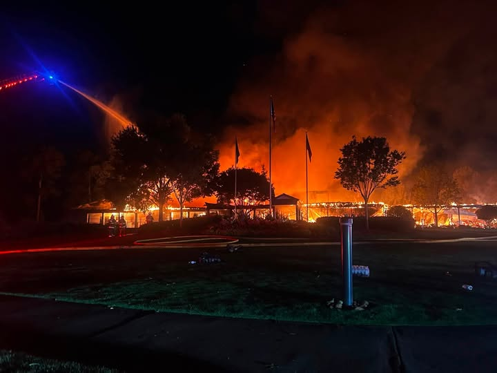 massive fire breaks out at golf club near lake oconee, officials say