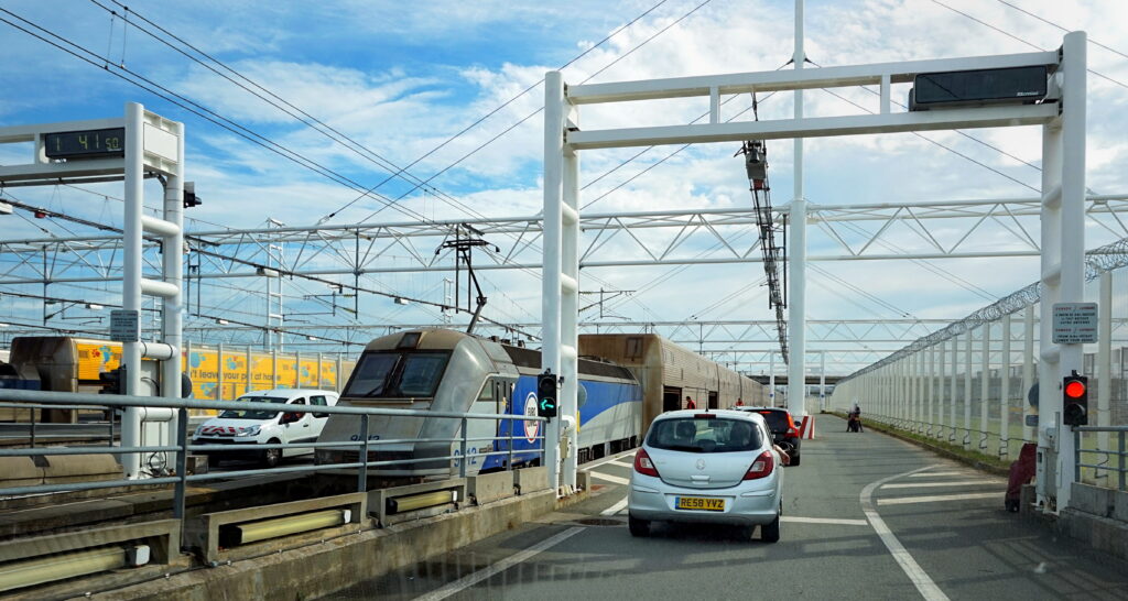 eurostar disruption after crash leaves 19 injured, including five in critical condition « euro weekly news